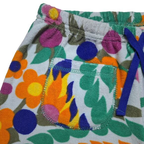Mini Boden bold floral print towelling shorts - Picture 5 of 11